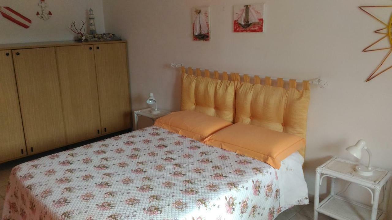 B&B Margherita Calasetta Kültér fotó