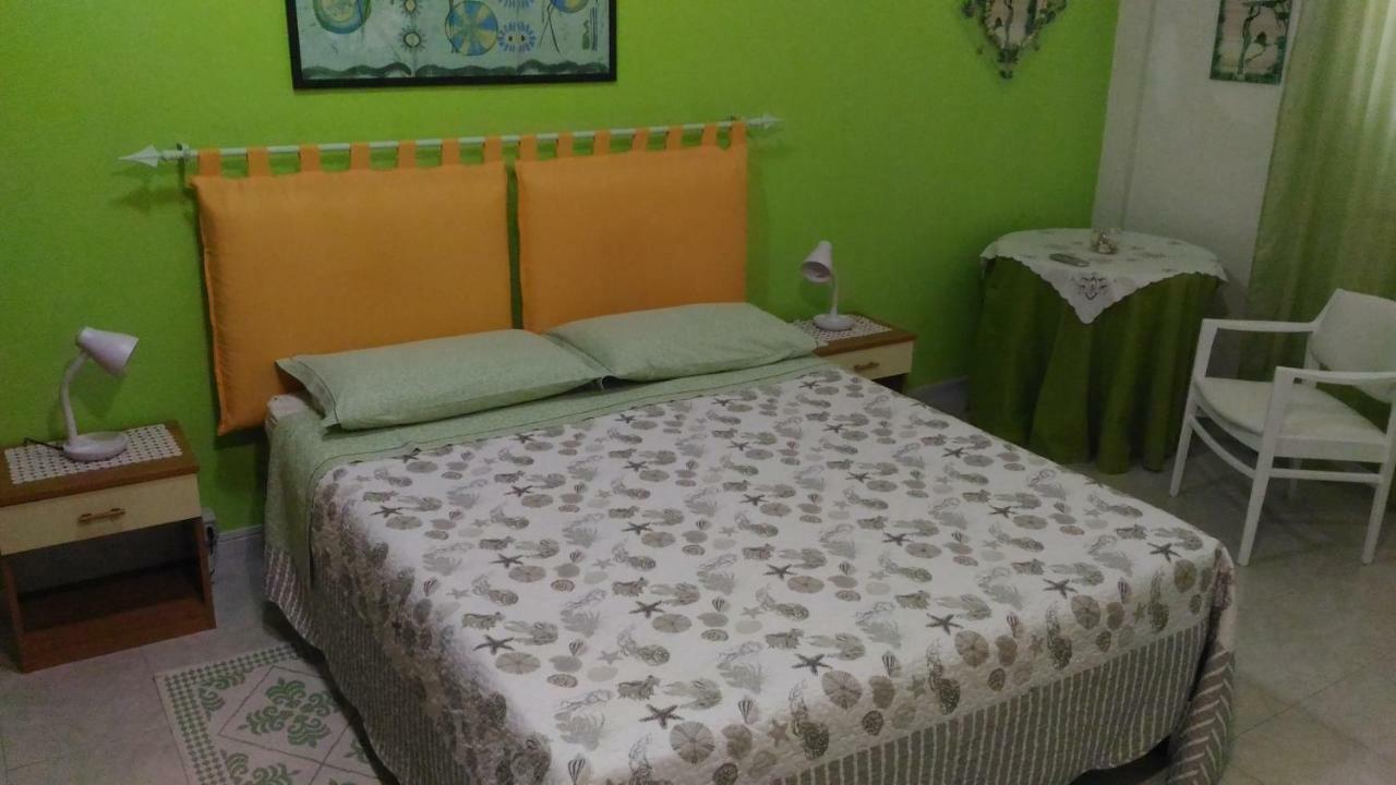 B&B Margherita Calasetta Kültér fotó