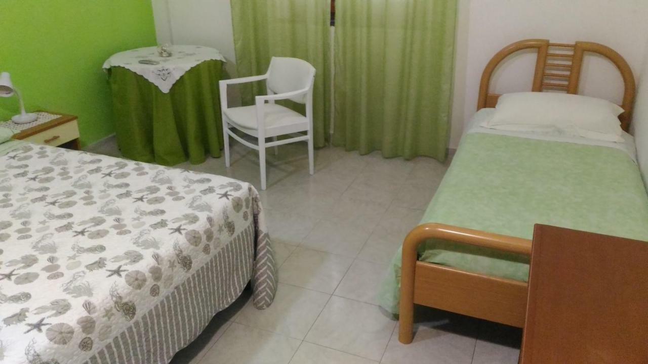 B&B Margherita Calasetta Kültér fotó