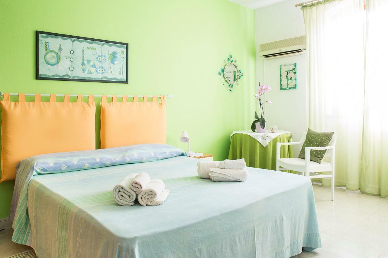 B&B Margherita Calasetta Kültér fotó